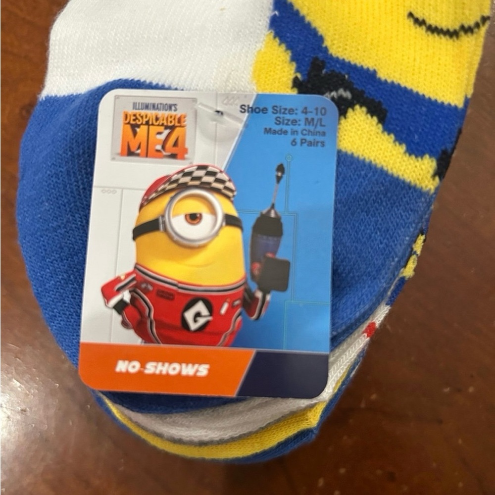 NEW NO SHOW SOCKS (DESPICABLE ME-4) lot of 6 pairs size 4-10 - Picture 2 of 9